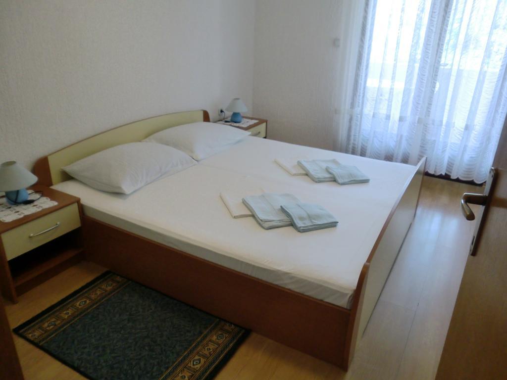 Apartments Markas Malinska Esterno foto